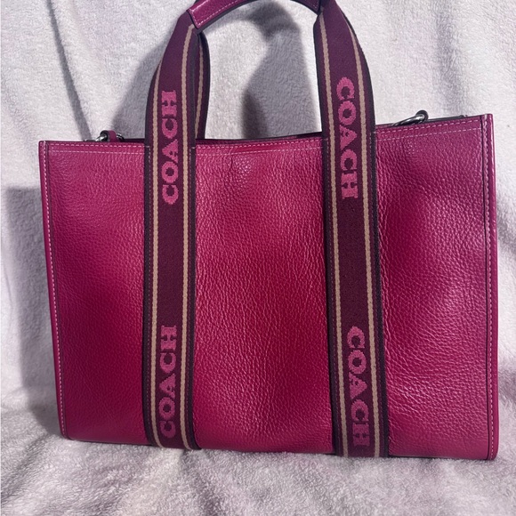 Coach Smith Red Leather Tote Bag - Picture 4 of 4